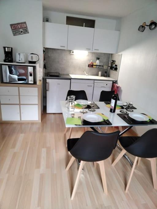 Appartement Dans Une Residence Calme Сен-Ларі-Сулан Екстер'єр фото